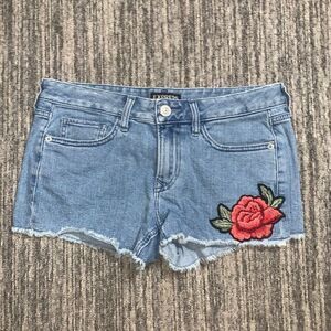 Express Womens 4 Denim Shortie Cut Off Shorts Blue Embroidered Rose Low Rise‎
